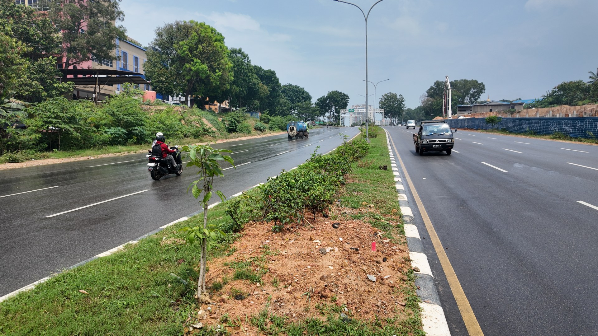 Jl. Laksamana Bintan (Simp. BNI - Simp. Terowongan) — foto 3