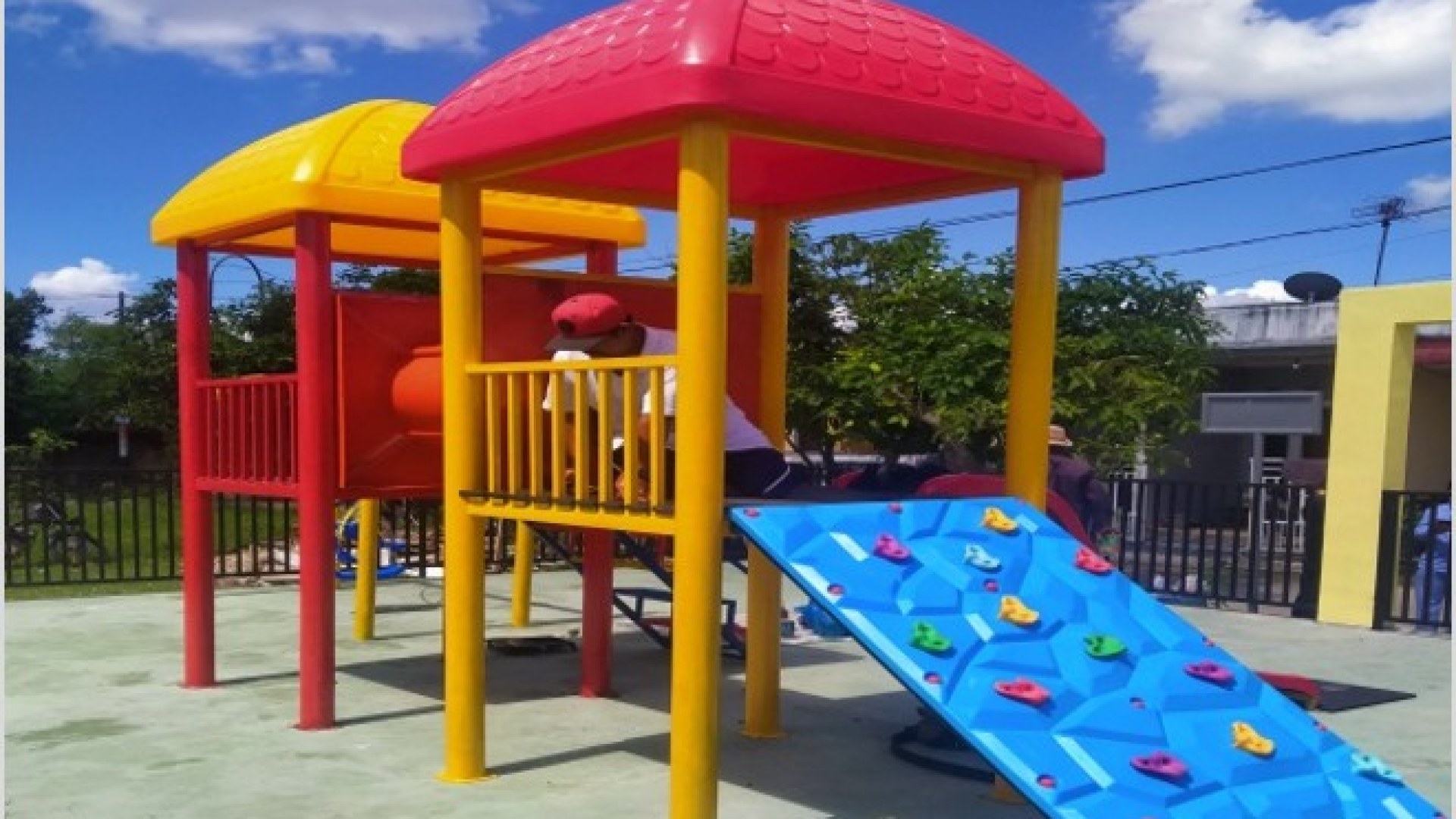 Taman Perumahan Buana Raya RT 01 RW 23 — foto 2