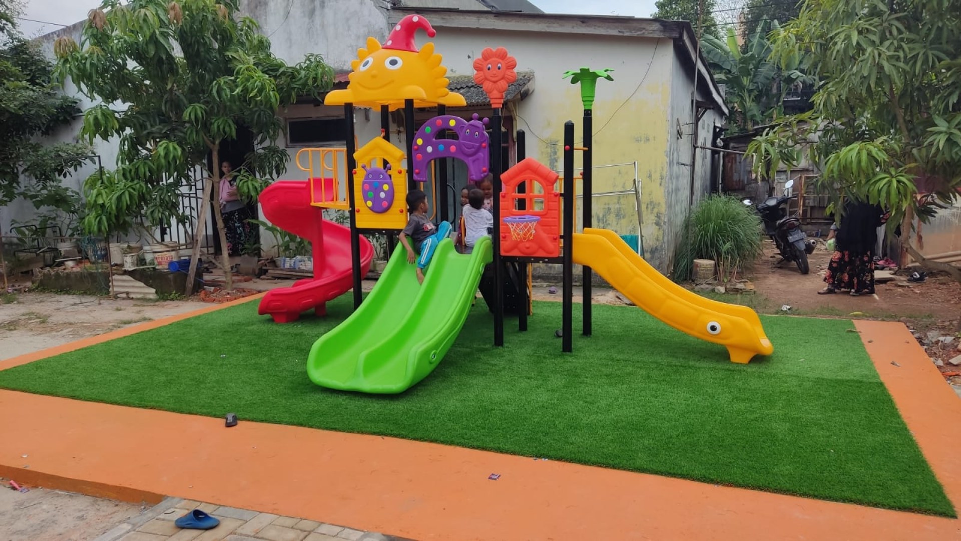 Taman Perumahan HPM / Putra Moro Indah 2 dan Sawang Permai RW 13 — foto 4