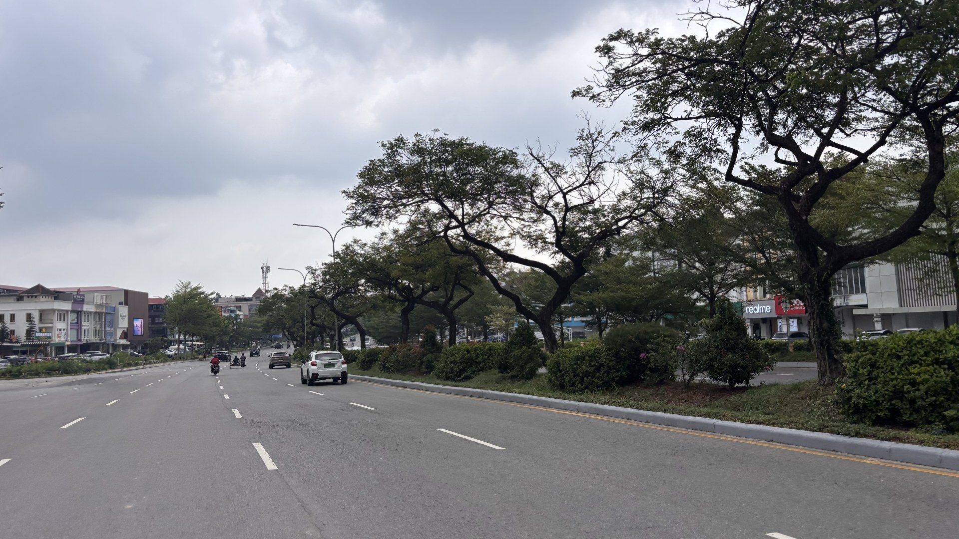 Jl. Raja Haji Fisabilillah (Simp. BNI - Simp. Tuah Madani) — foto 5