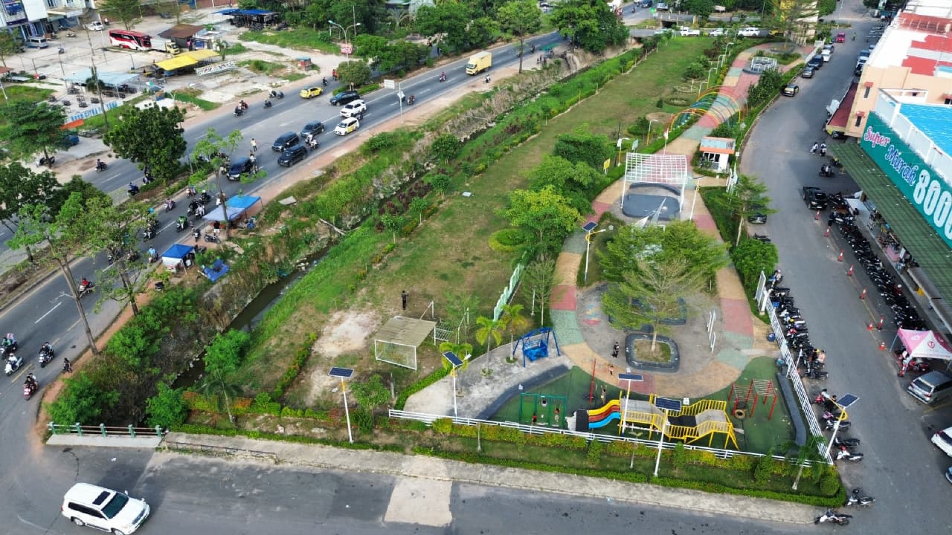 Taman Cemara Asri — foto 21