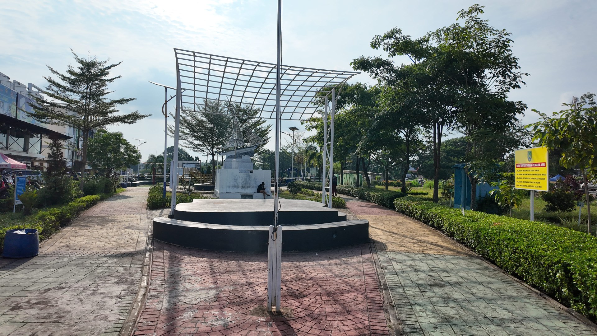 Taman Cemara Asri — foto 14