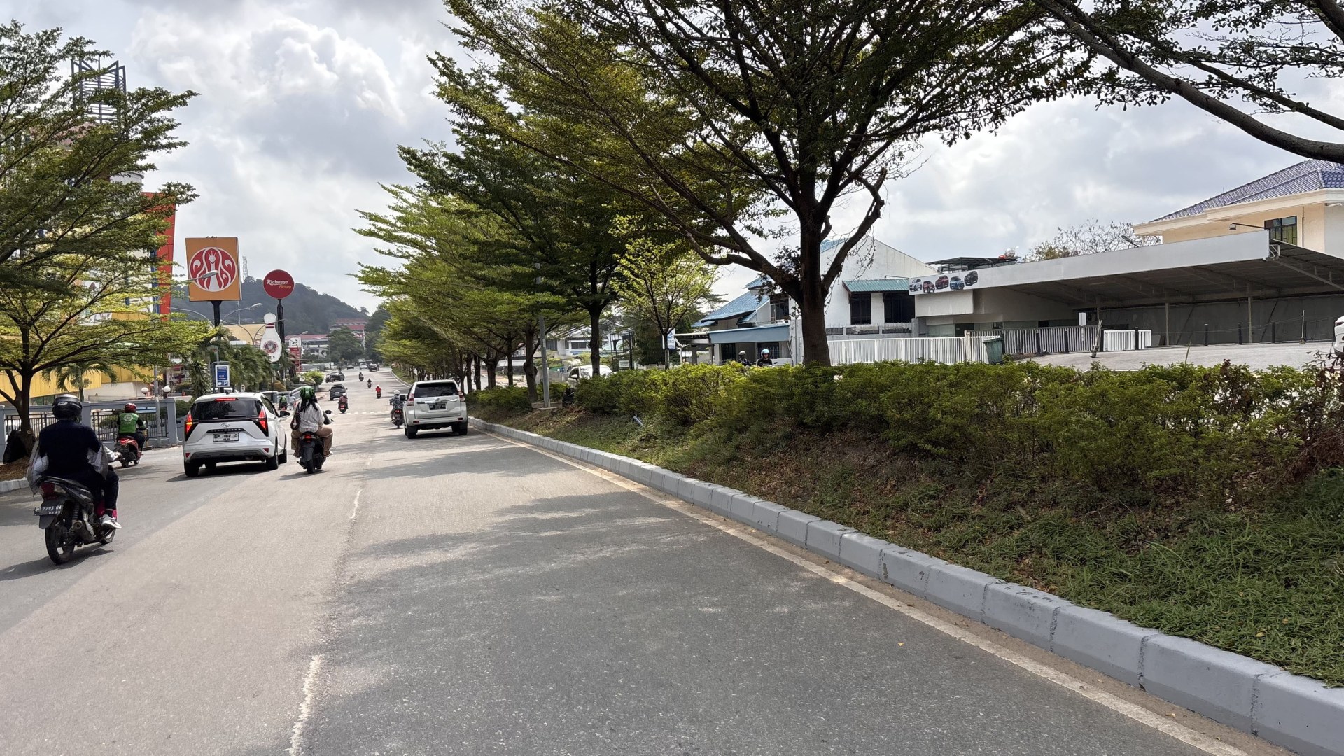 Jl. Bunga Raya — foto 3