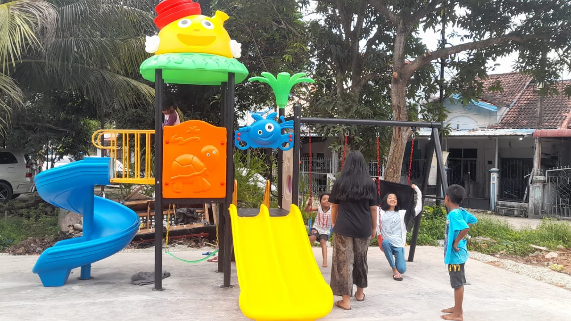 Taman Komplek Anggrek Permai RT 03 RW 06 — foto 1