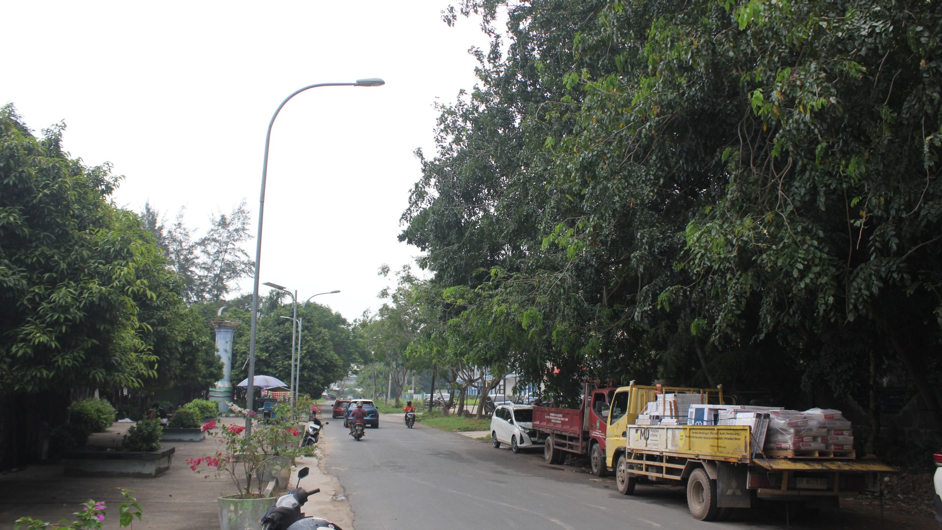 Jl. Gurindam (Simp. Graha Pena - Simp. One Batam Mall - Simp. SPBU Batam Center) — foto 3