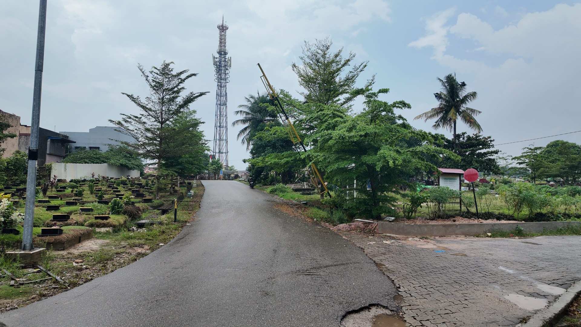 TPU Sungai Panas — foto 1