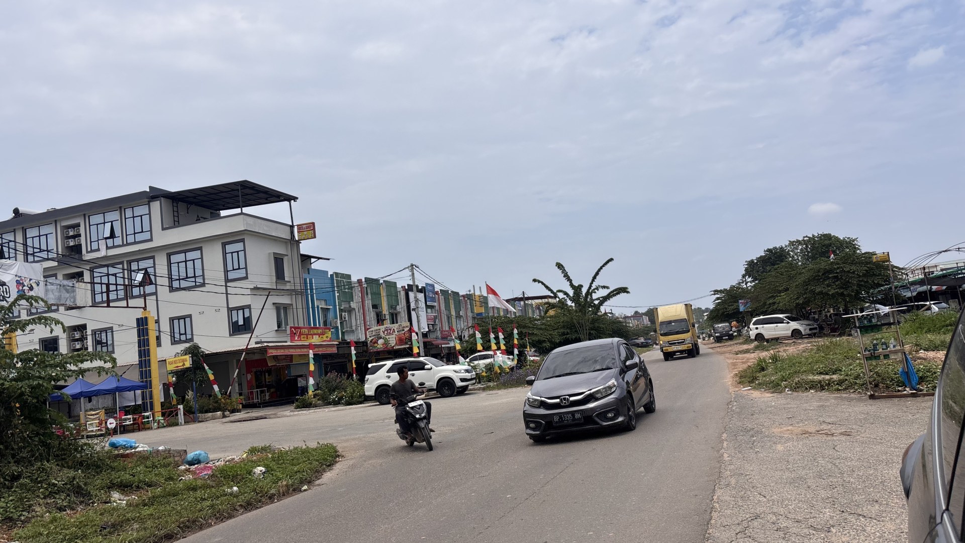 Jl. Raja M Saleh  (Simp. Cikitsu - Simp. Jl Hangtuah)