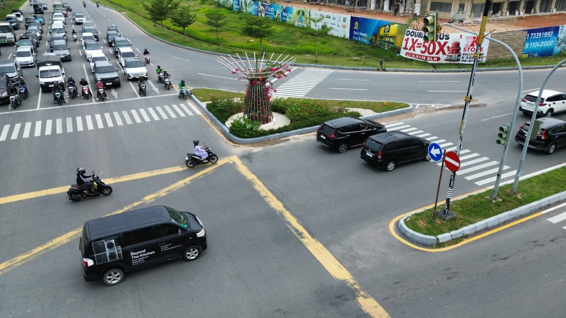 Jl. Laksamana Bintan (Simp. Franki - Simp. BNI) — foto 10