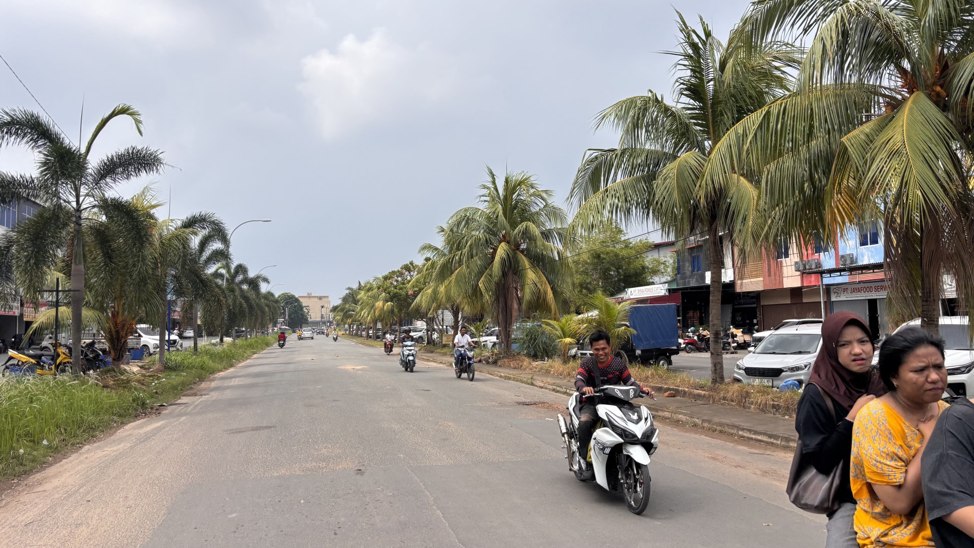 Jl. Bengkong Kolam — foto 2