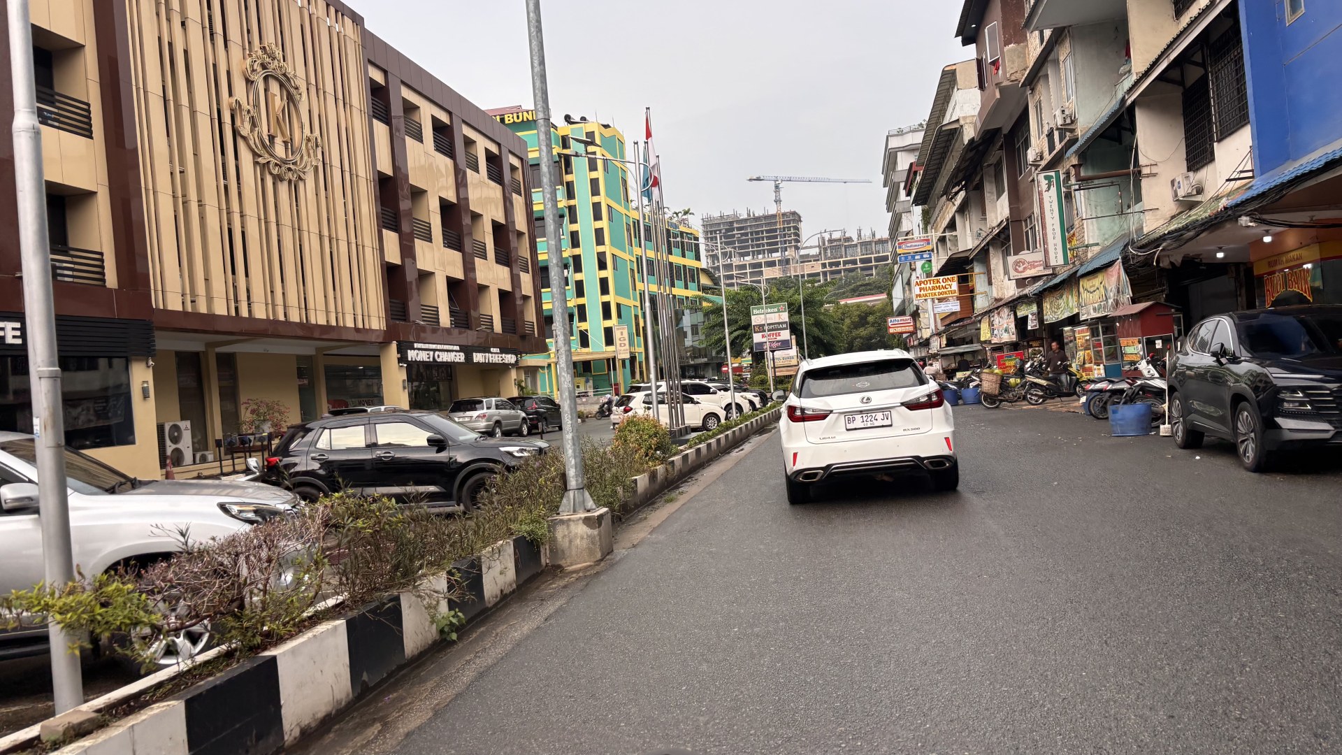 Jl. Ruko Seraya Mas Centre