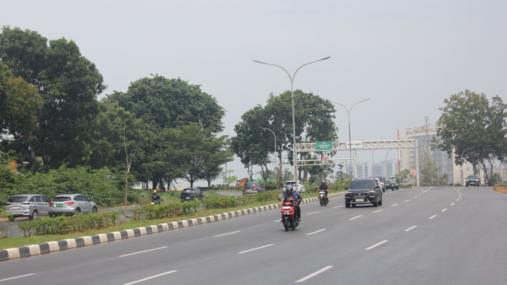 Jl. Laksamana Bintan (Simp. BNI - Simp. Terowongan) — foto 22