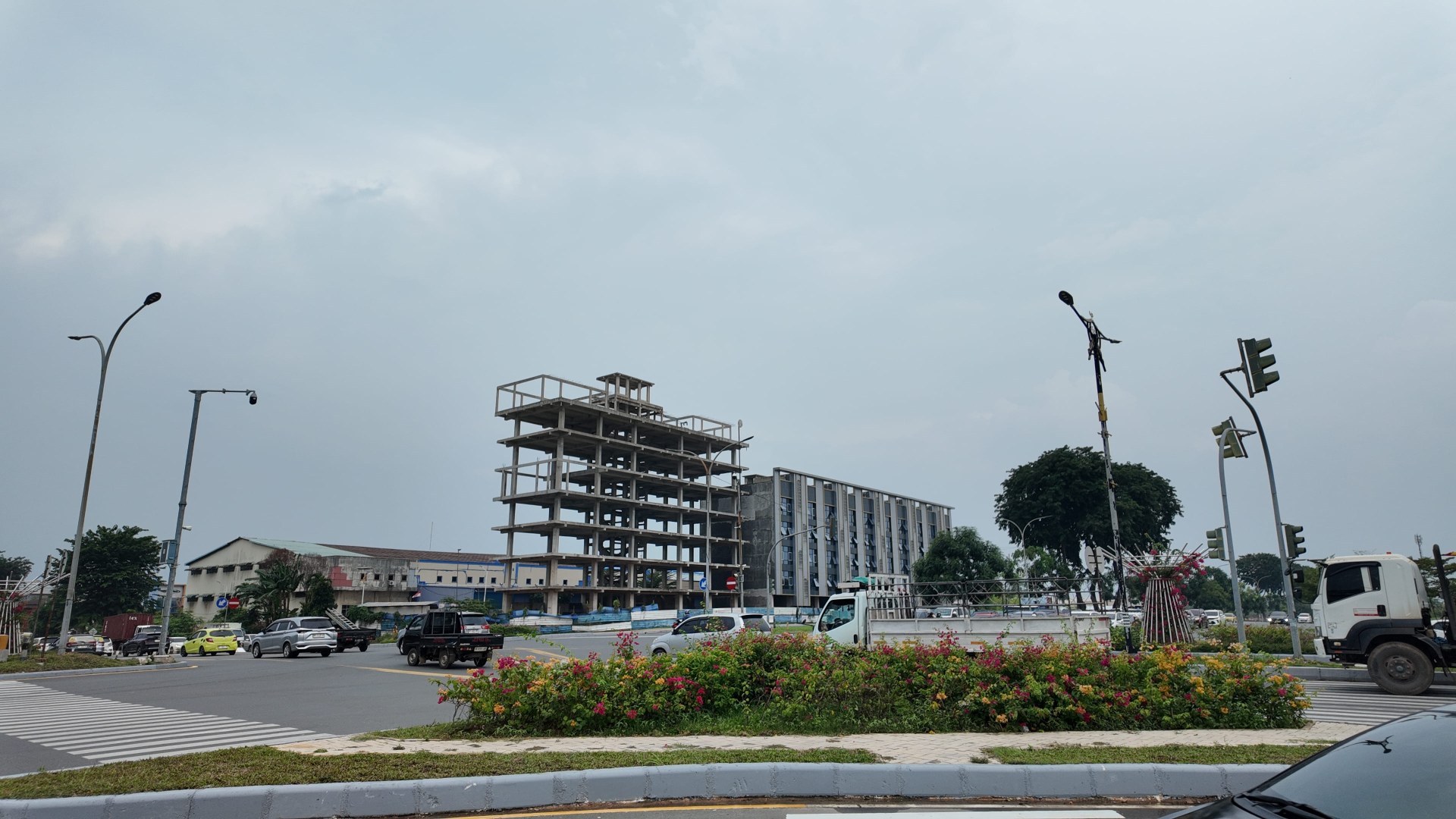 Jl. Laksamana Bintan (Simp. Franki - Simp. BNI) — foto 7