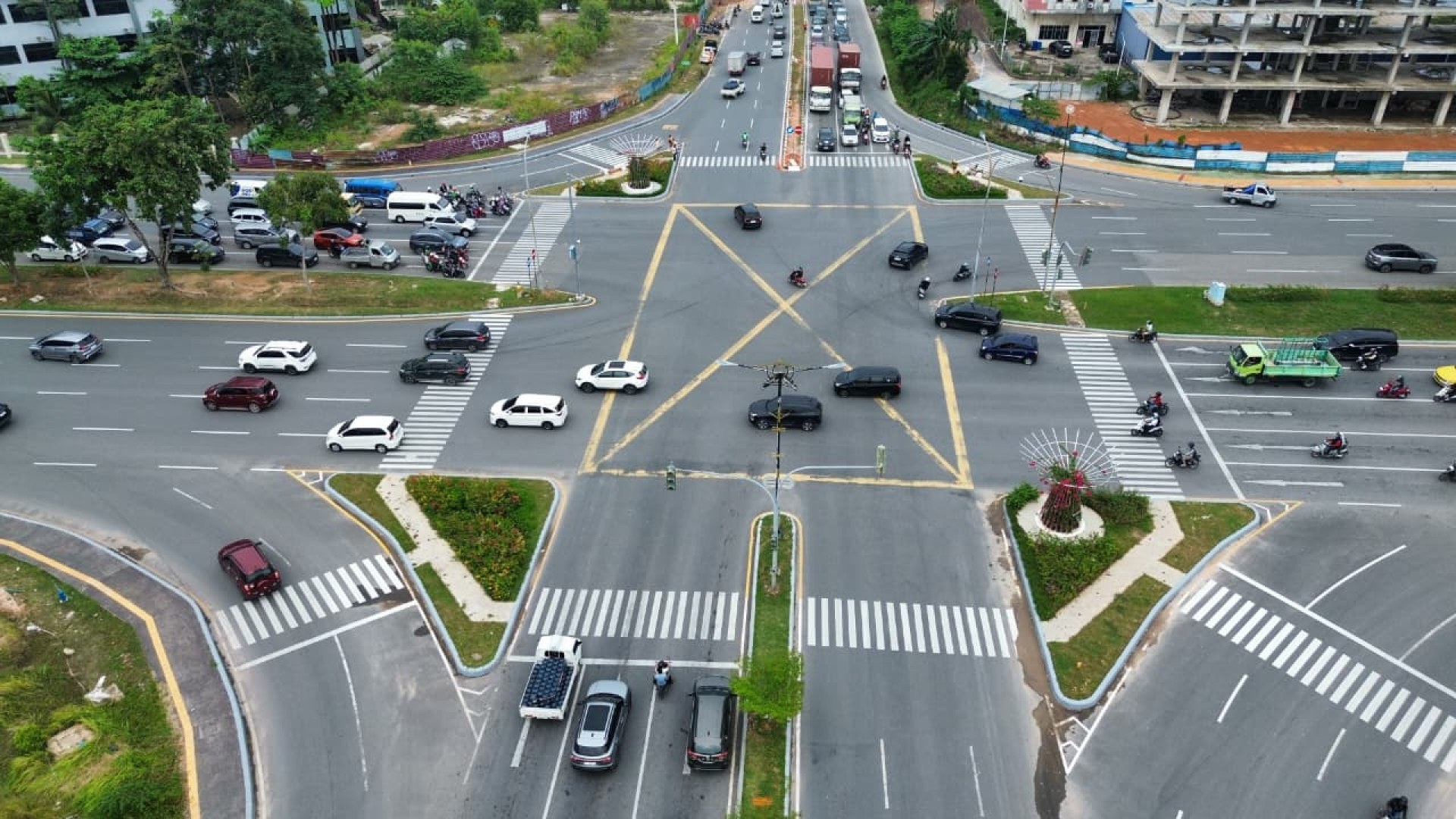 Jl. Laksamana Bintan (Simp. Franki - Simp. BNI) — foto 13