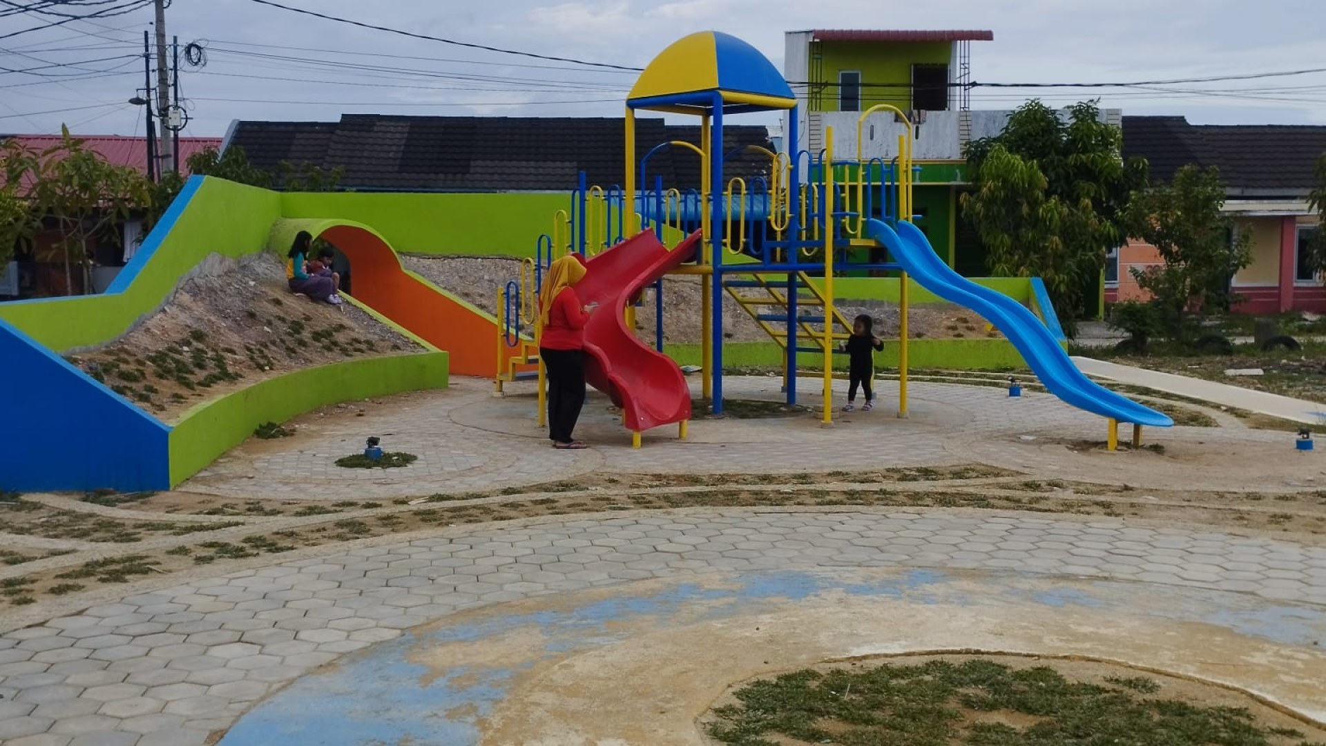 Taman Perum. Buana Garden RT 05 RW 12 — foto 1