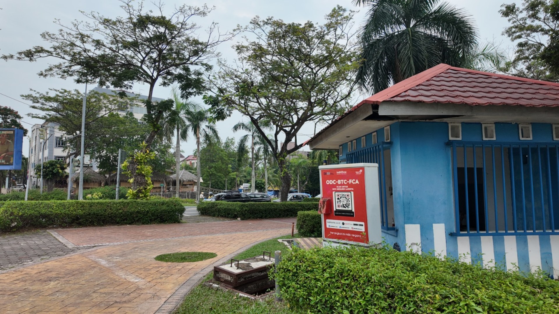 Taman Seputaran Pagar Dataran Engku Putri — foto 6